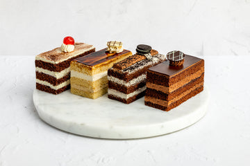 Chocolate cake slices - selection box