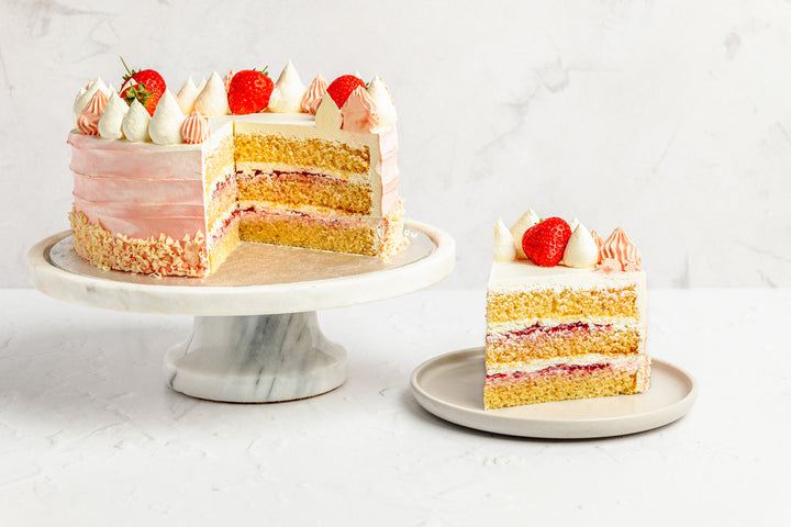 Summer Fun in the Kitchen: Easy Cake Recipe to Bake with Kids