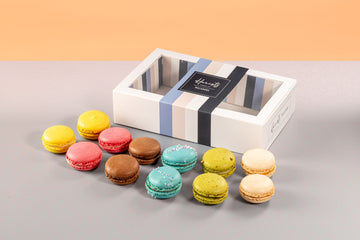 Box of 12 Macarons