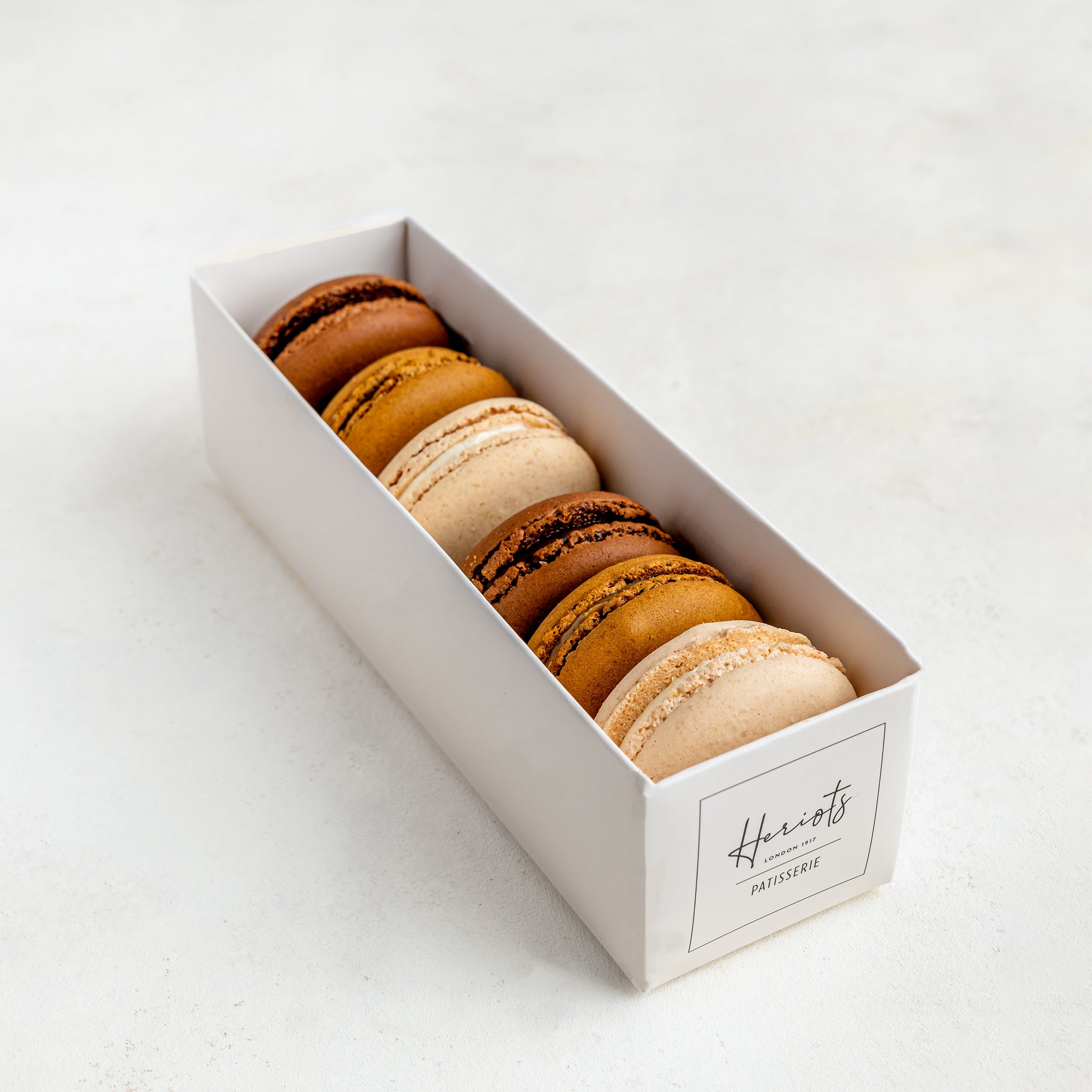 Chocolate macarons